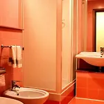 Italia 호텔 카르마뇰라