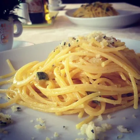 Hotel Italia 3*